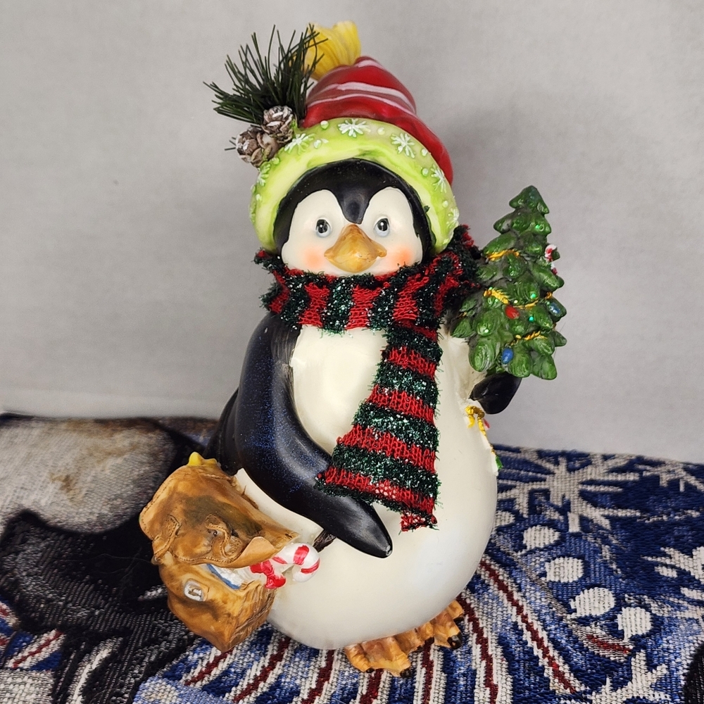 Penguin Christmas Figurine – Winter Scarf, Hat, Tree & Candy Cane – Holiday Déco